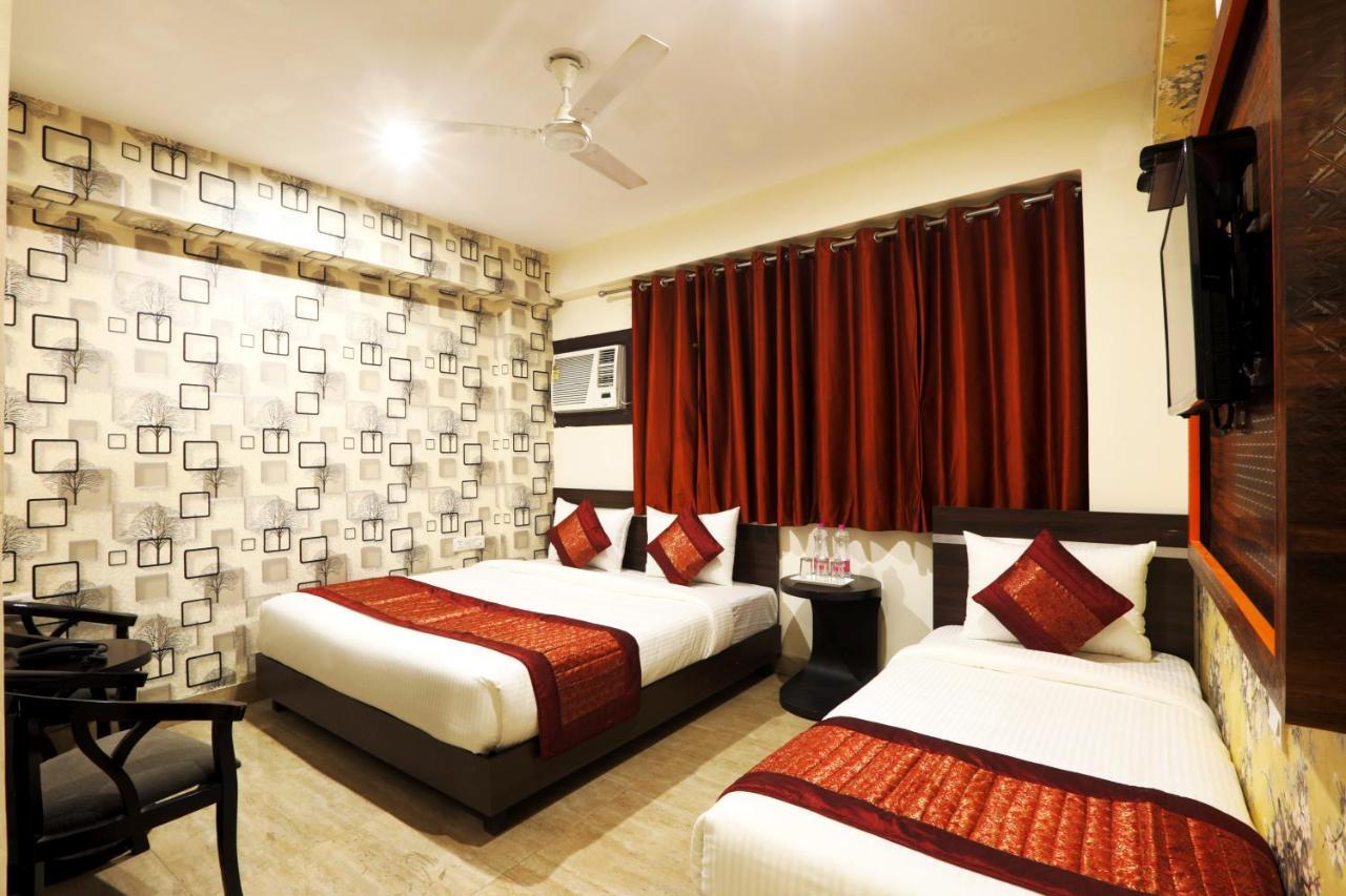 Hotel Ark Wood At Airport Neu-Delhi Exterior foto