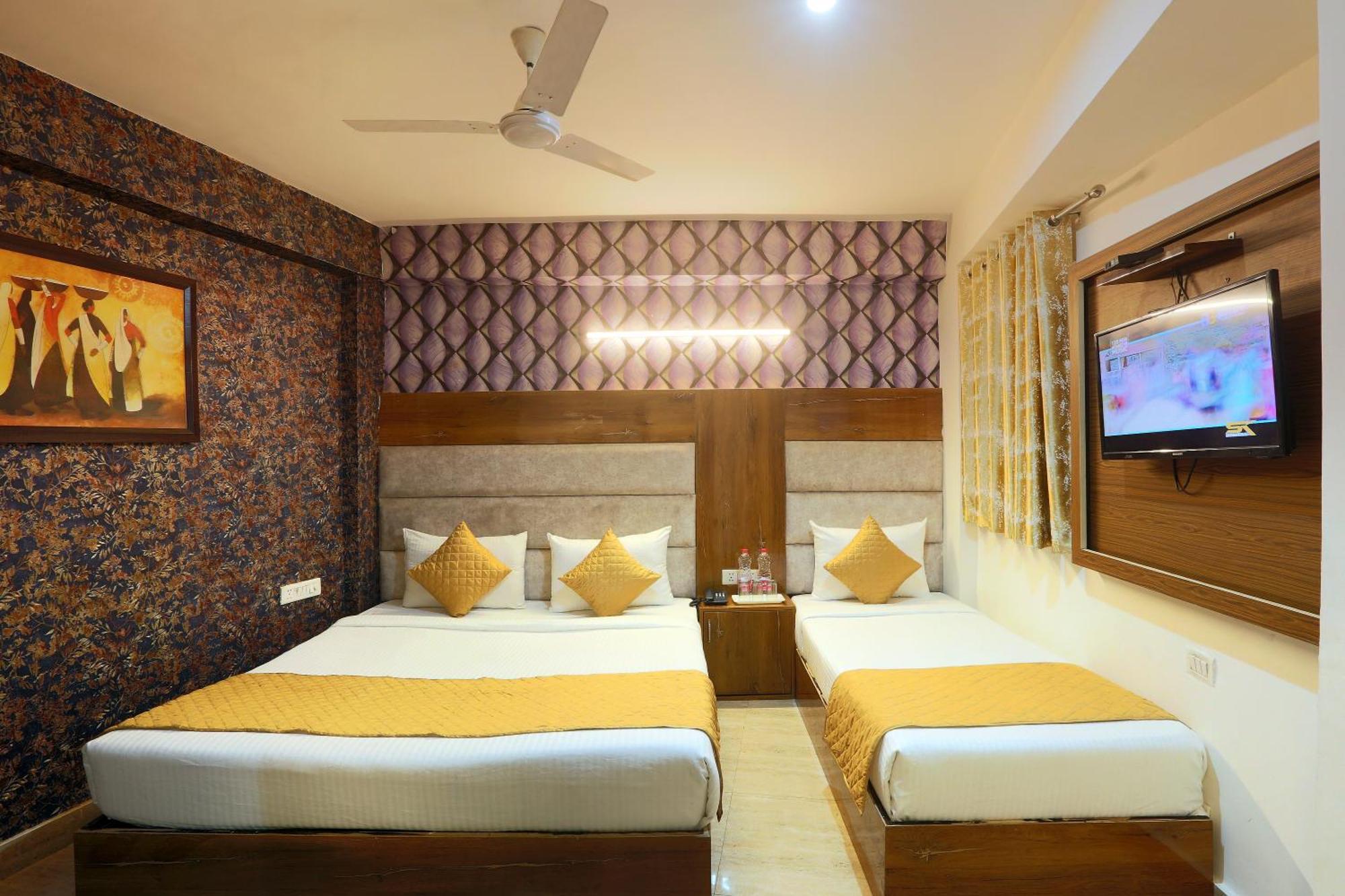 Hotel Ark Wood At Airport Neu-Delhi Exterior foto