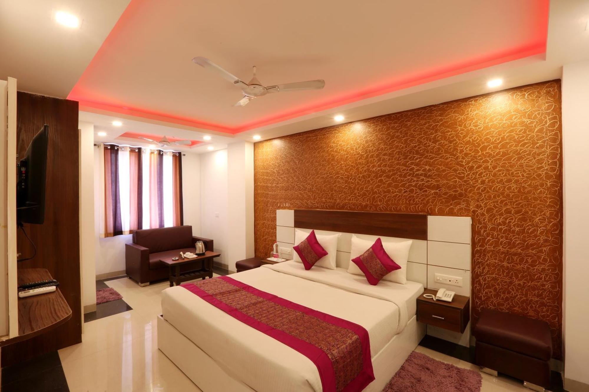 Hotel Ark Wood At Airport Neu-Delhi Exterior foto