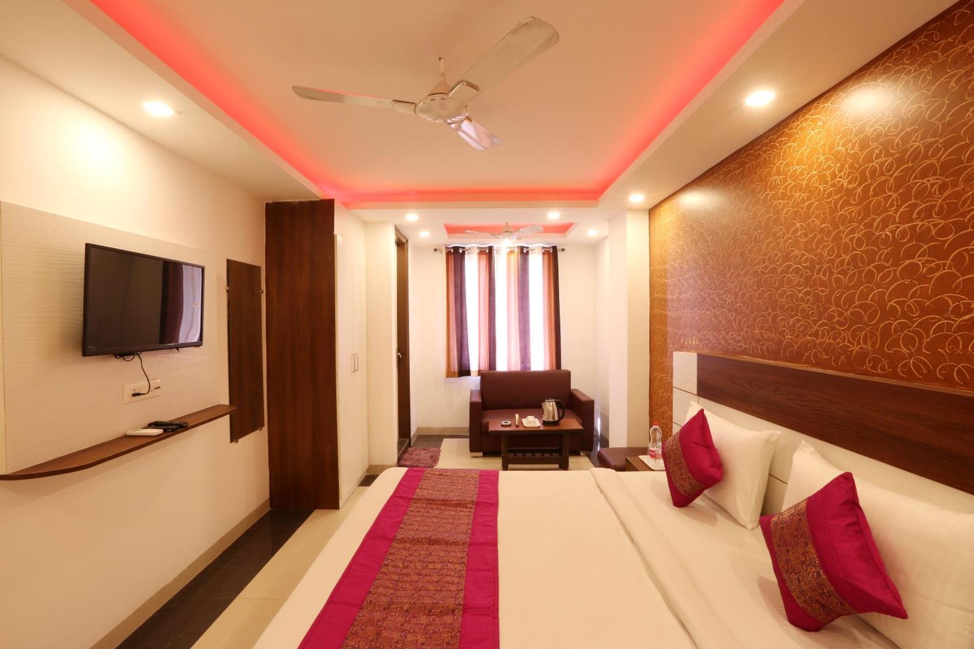 Hotel Ark Wood At Airport Neu-Delhi Exterior foto