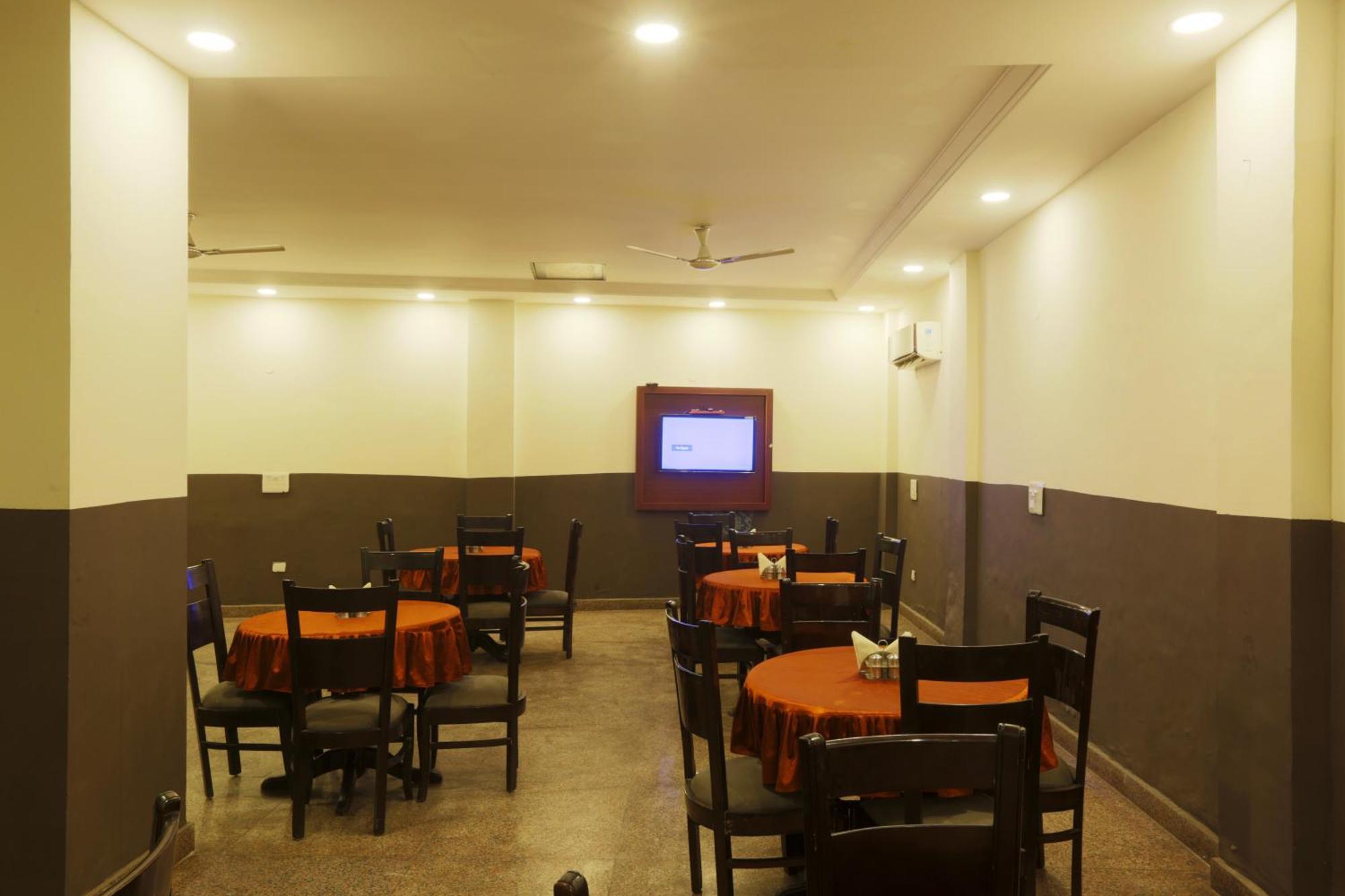 Hotel Ark Wood At Airport Neu-Delhi Exterior foto