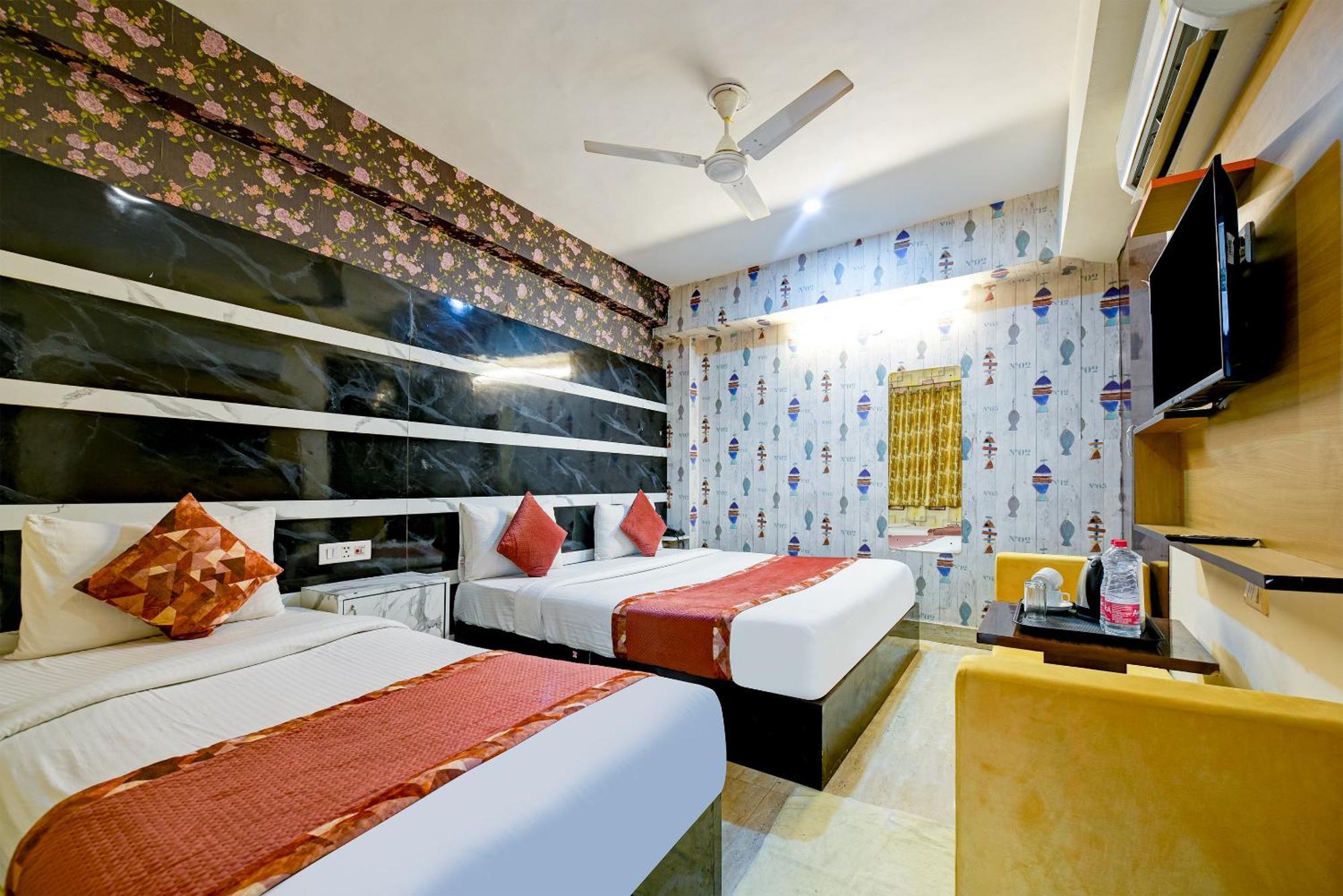 Hotel Ark Wood At Airport Neu-Delhi Exterior foto